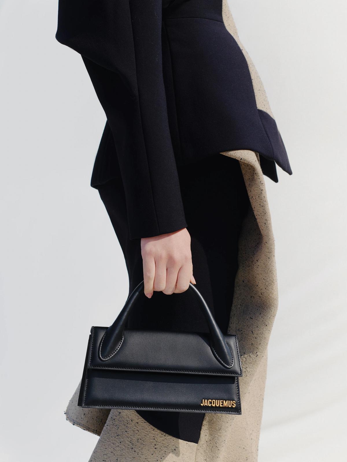 Jacquemus Chiquito lungo